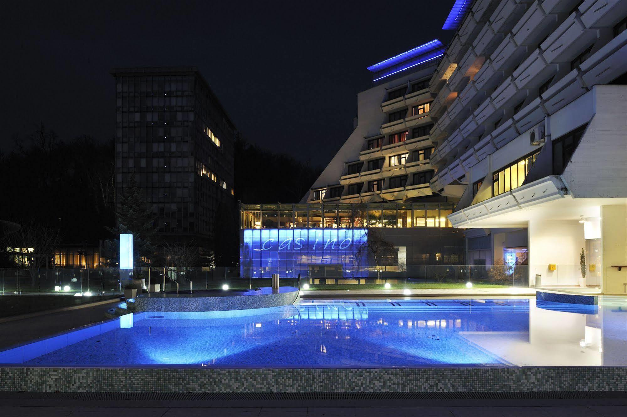 Grand Hotel Donat Superior & Wellness Center Rogaška Slatina Konforlar fotoğraf